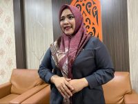 Wakil Ketua I DPRD Murung Raya Dina Maulidah memberikan arahan strategis mengenai standar profesionalisme pejabat di lingkungan Pemerintah Kabupaten Murung Raya