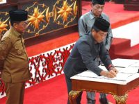 Rapat Paripurna DPRD Murung Raya Sahkan Raperda APBD 2026