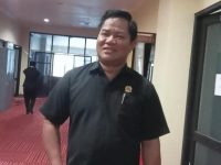 Ketua Komisi II DPRD Murung Raya, Bebie, mengimbau warga waspada cuaca ekstrem jelang pergantian tahun 2025–2026