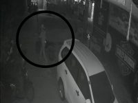 Rekaman CCTV pencurian Yamaha XSR 155 di Dr. Coffee Palangka Raya