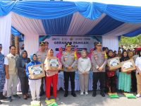 Kapolda Kalteng menghadiri Gerakan Pangan Murah di Bundaran Pancasila Pangkalan Bun