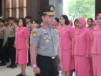 Brigjen Pol Andreas Wayan Wicaksana saat upacara kenaikan pangkat