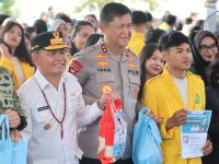 Kapolda Kalteng menghadiri pembukaan pasar murah HUT ke-69 Kalimantan Tengah di Palangka Raya.