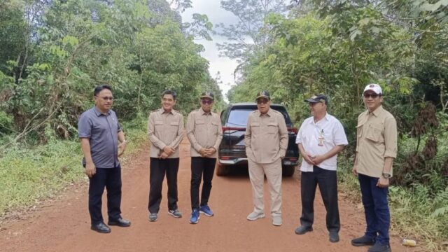 Kondisi Jalan HM Arsyad Sampit-Samuda yang akan diperbaiki Pemerintah Provinsi Kalimantan Tengah.
