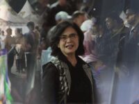 Sekretaris Daerah Provinsi Kalimantan Tengah, Linae Victoria Aden menyampaikan Festival Huma Betang Night menghadirkan pertunjukan seni budaya Dayak dan nonton bareng final Piala Dunia FIFA 2026 di Bundaran Besar Palangka Raya.