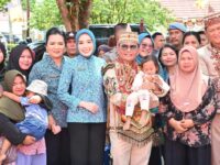 Gubernur Agustiar Sabran pantau pasar murah Puruk Cahu dan layanan kesehatan gratis Murung Raya