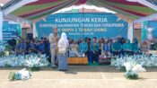 Kapolda Kalteng Irjen Pol Iwan Kurniawan memberikan motivasi kepada siswa SMKN 1 Tanah Siang di Murung Raya