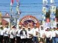 Karnaval Budaya Murung Raya 2026 menampilkan busana adat dan atraksi budaya untuk mendukung pariwisata daerah.
