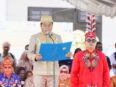 Ketua DPRD Murung Raya H. Rumiadi membacakan Teks UUD 1945 pada Upacara Hari Jadi ke-24 Kabupaten Murung Raya.